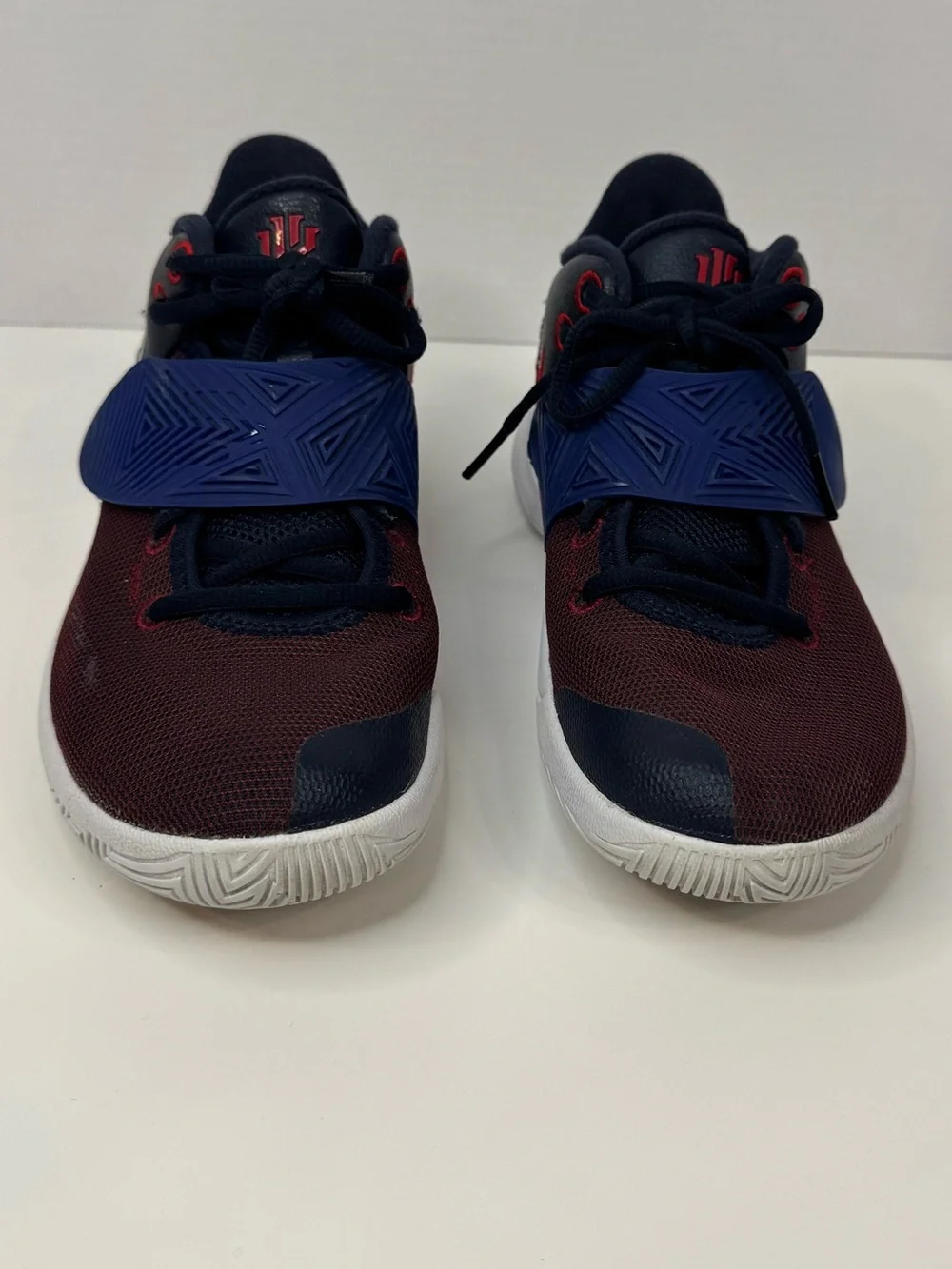 Nike Men’s Basketball Shoes - Navy/Maroon